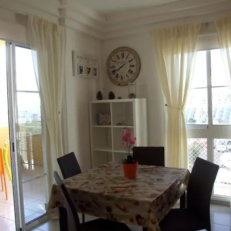 Calle Antonio Navarro Apartman